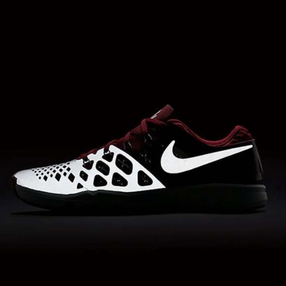 NEW Nike Oklahoma Sooners Speed 4 Amp Sneaker Red - Picture 8 of 8